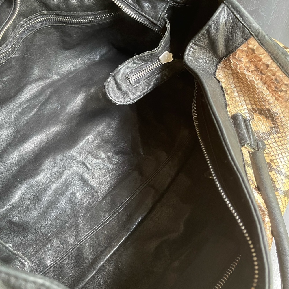 Medium Sized Python Bag. - image 5